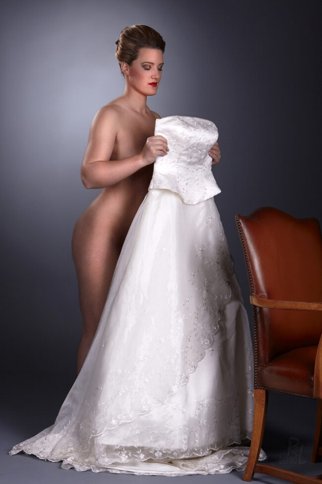 Ralf Leubner Foto Film Art Akt Nude Hochzeitskleid Fotografie Studio